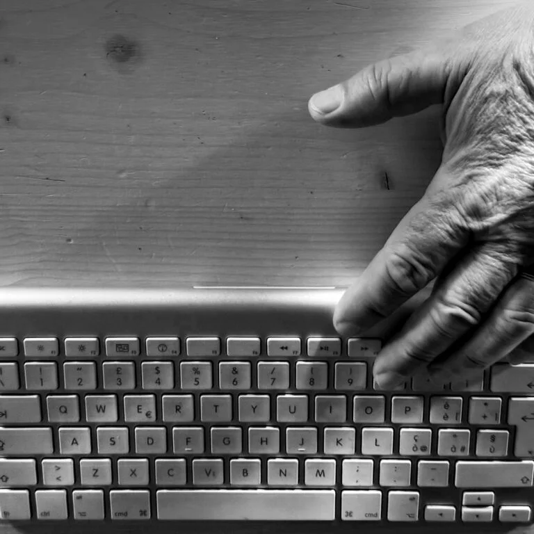 La password era giusta. Era il mondo ad essersi complicato